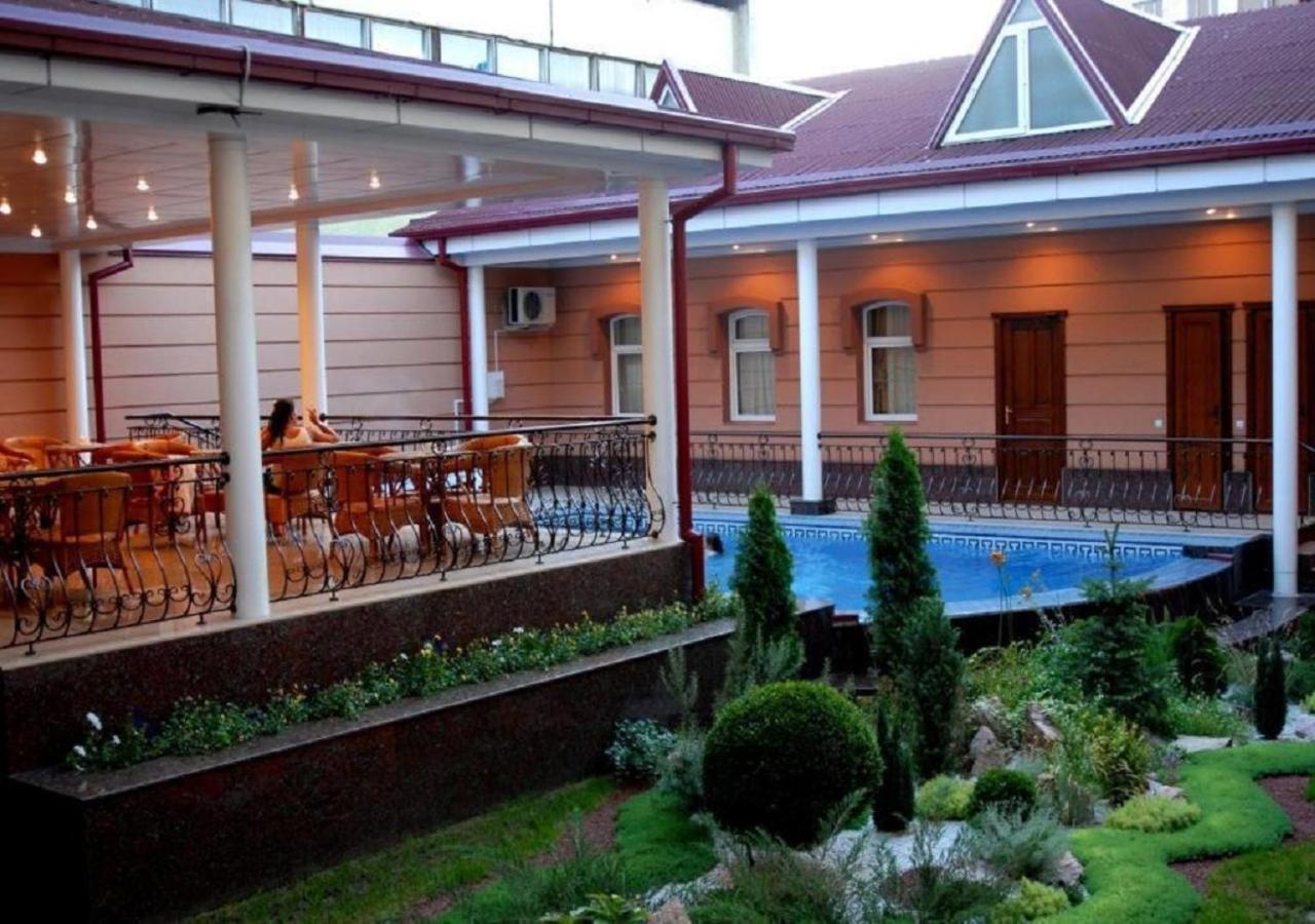 Hotel Bek Tashkent Exterior foto